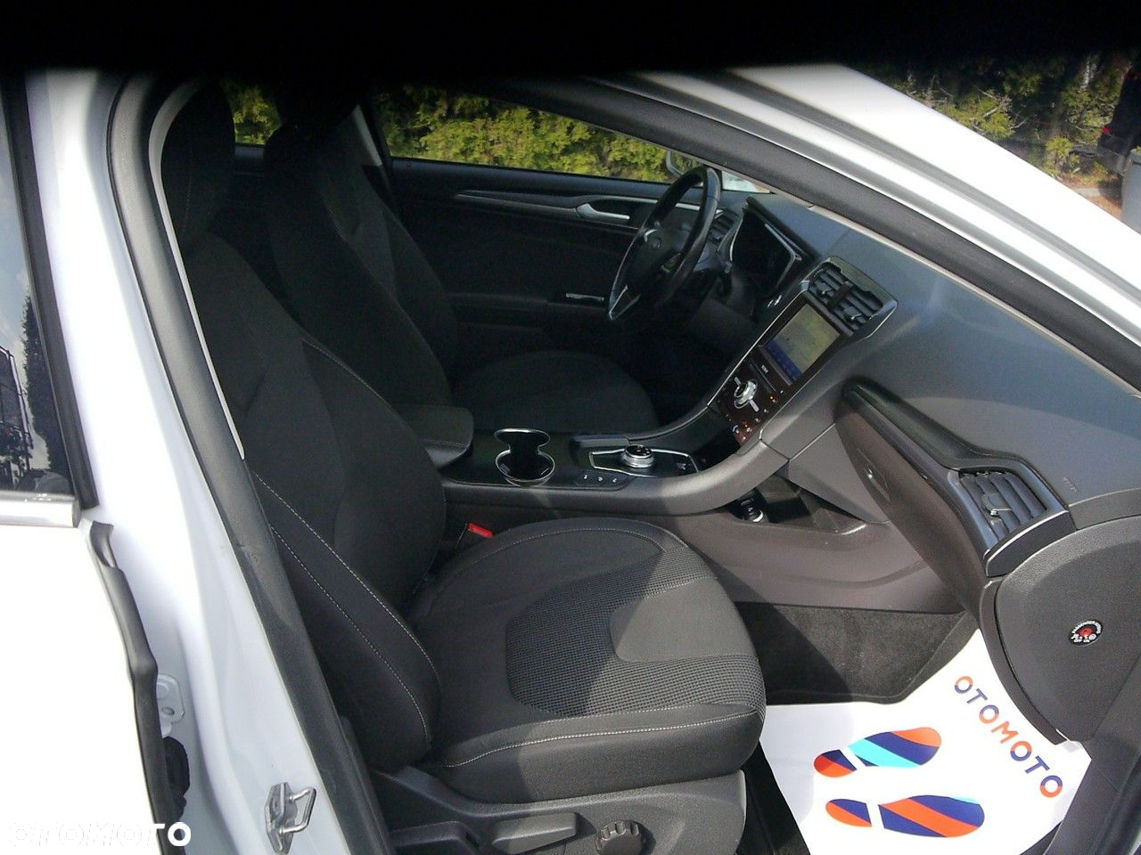 Ford Mondeo - 31