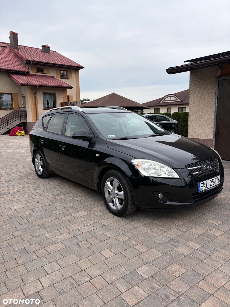 Kia Ceed - 6