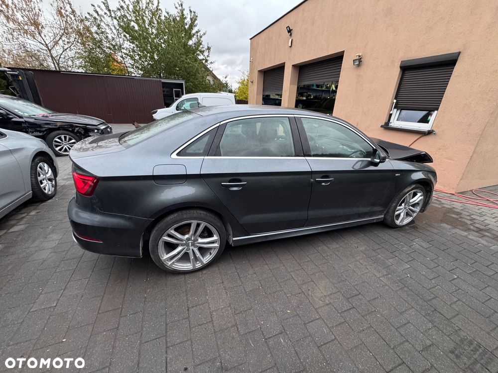 Audi A3 2.0 TDI (clean diesel) S line Sportpaket - 7