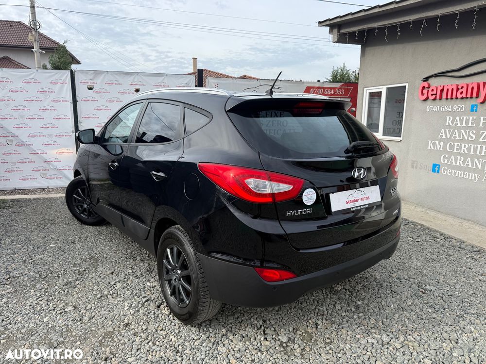 Hyundai ix35 2.0 CRDI 4WD Premium - 4