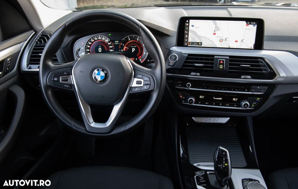 BMW X3 xDrive20d AT Advantage - 37