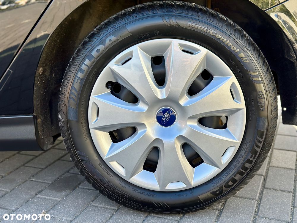 Ford Focus 1.6 Ambiente - 34