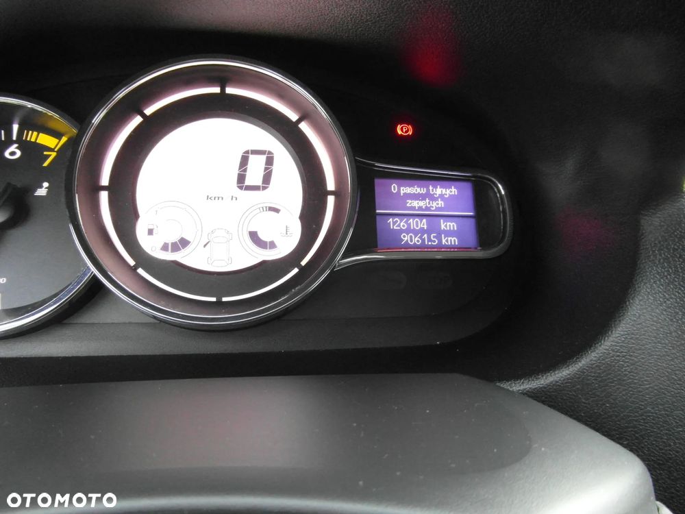 Renault Megane 1.6 16V 110 LIMITED - 24