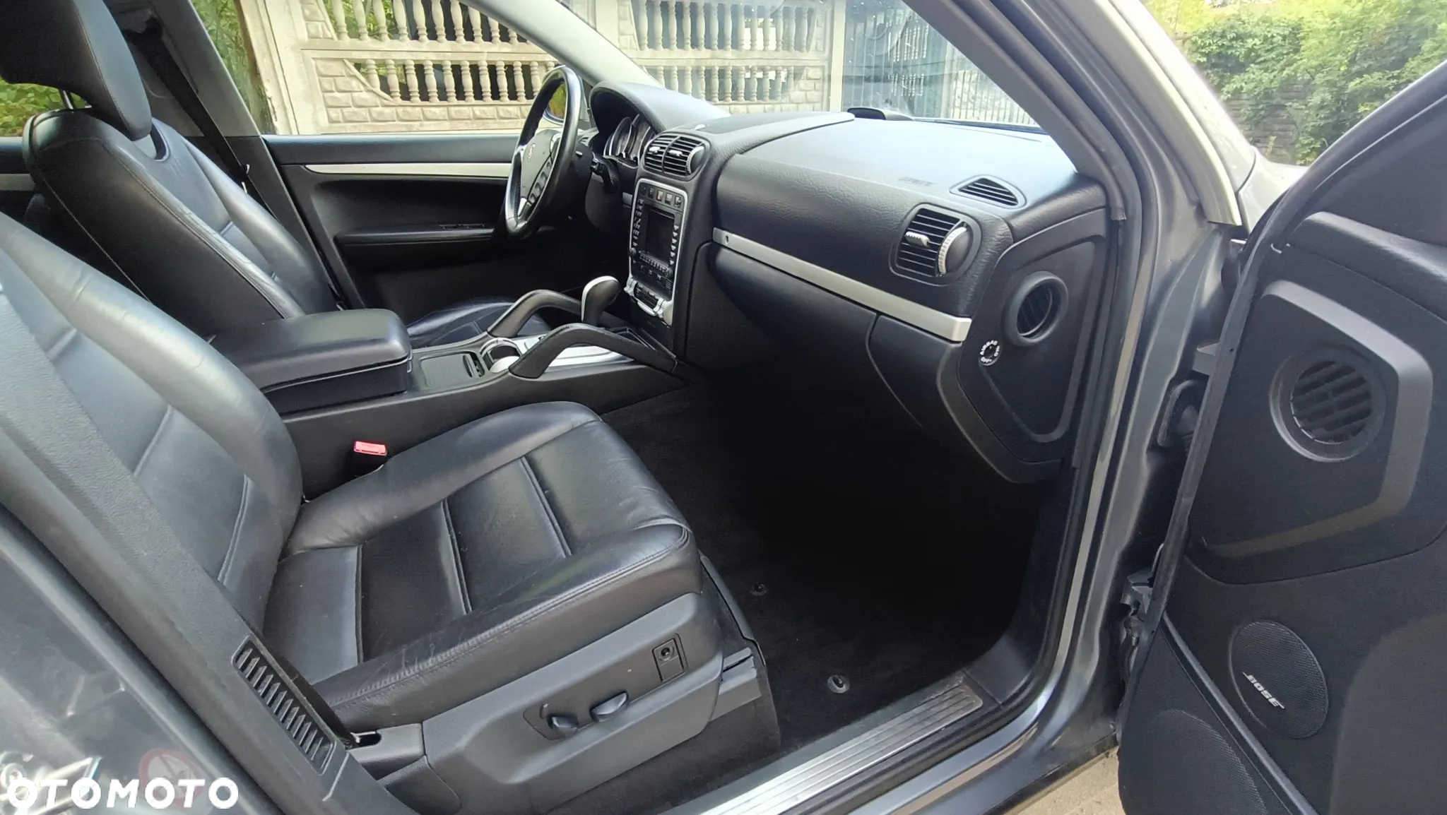 Porsche Cayenne S Tiptronic - 32