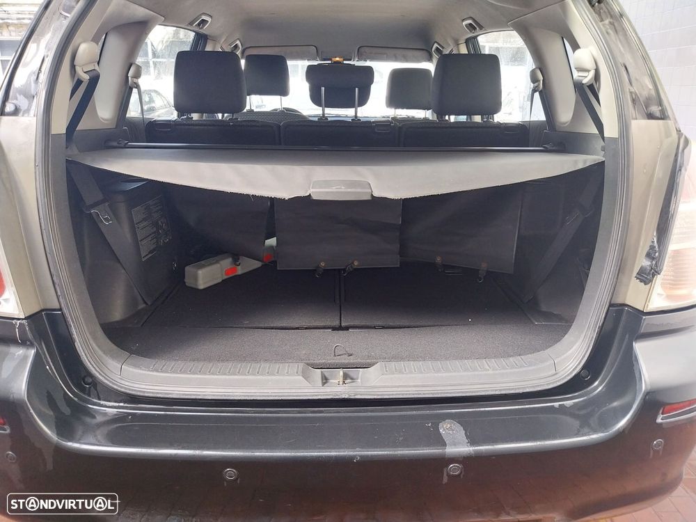 Toyota Corolla Verso 2.2 D-4D Sol i-Motion - 11