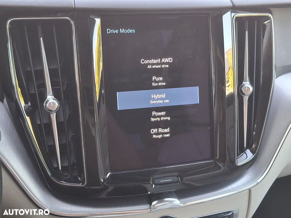 Volvo XC 60 T6 AWD Recharge Geartronic Inscription - 23