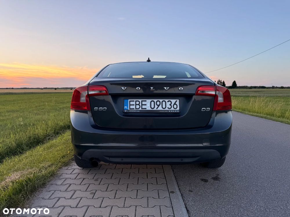 Volvo S60 D3 Kinetic - 8