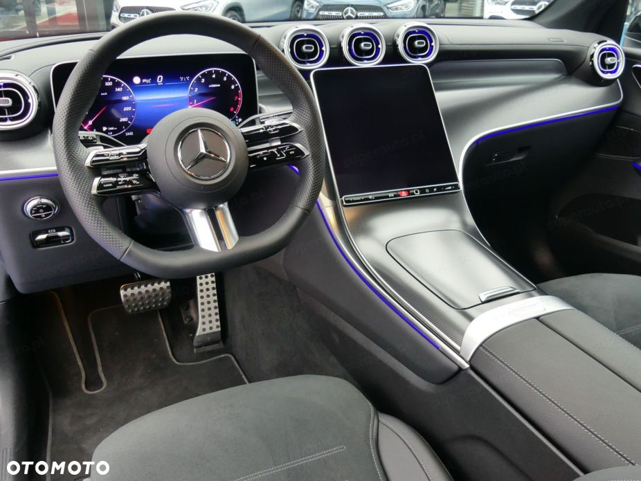 Mercedes-Benz GLC - 9