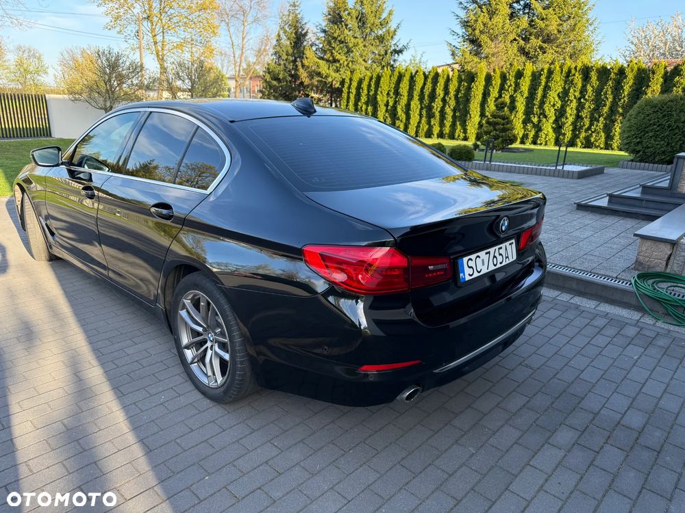 BMW Seria 5 530d xDrive Sport-Aut Luxury Line - 8