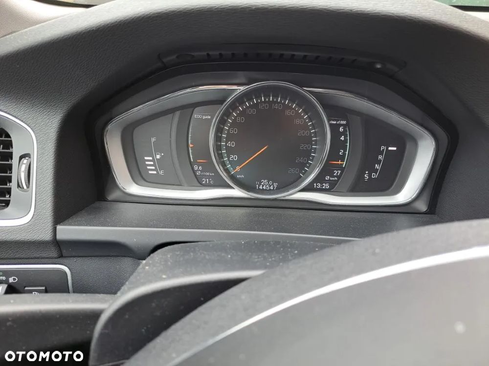 Volvo V60 T5 Drive-E Summum - 13