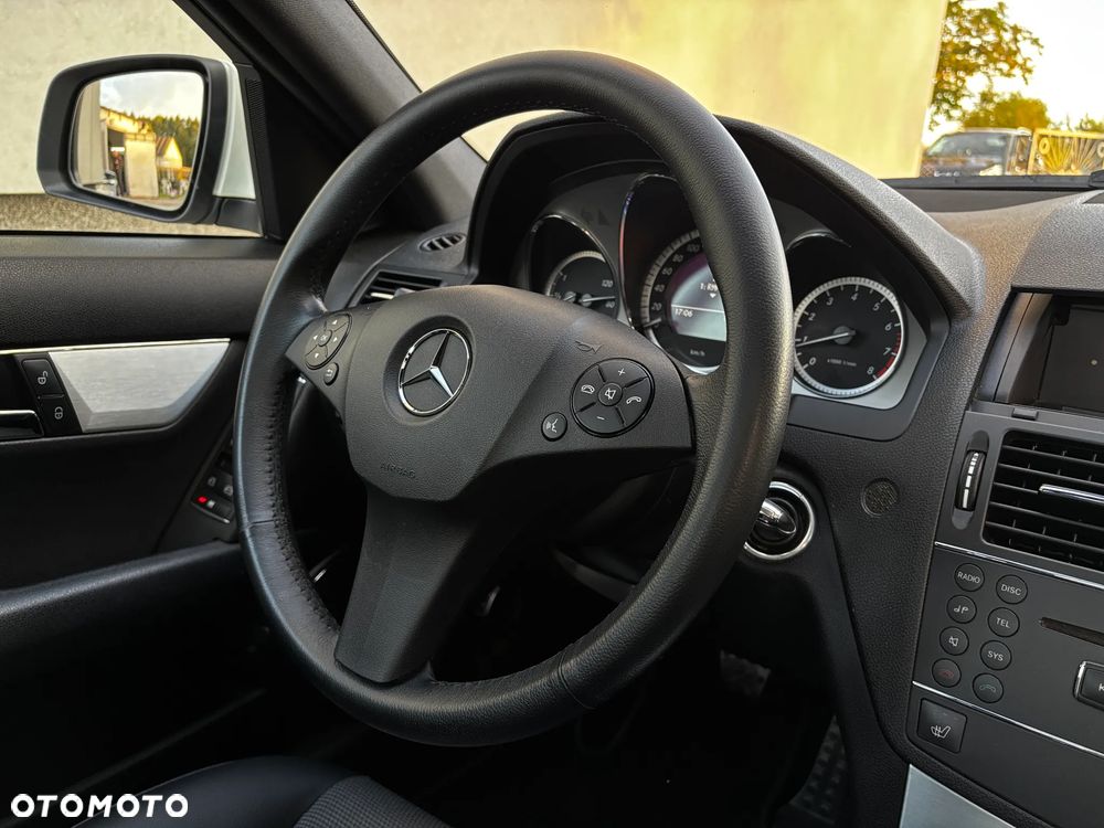 Mercedes-Benz Klasa C 200 Kompressor Avantgarde - 35