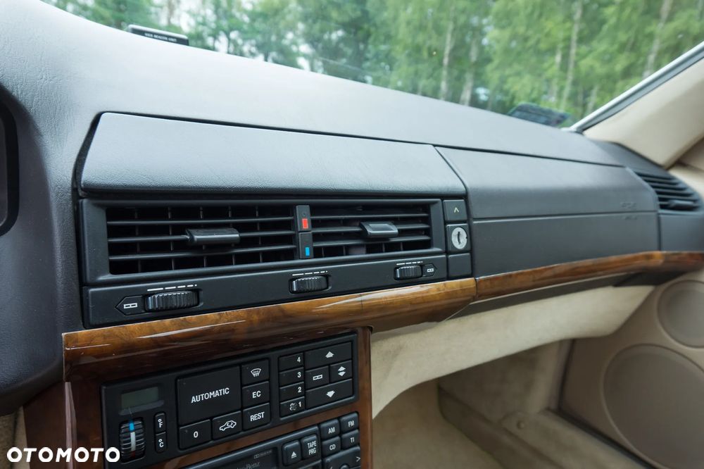Mercedes-Benz SL 500 - 32