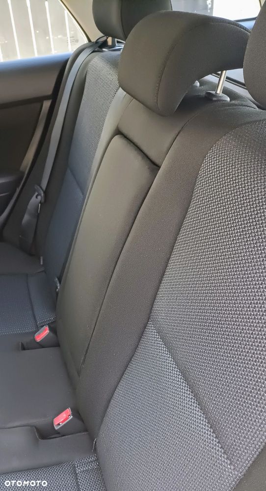 Toyota Avensis 1.8 VVT-i Sol - 12