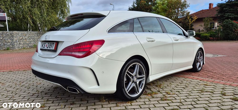 Mercedes-Benz CLA Shooting Brake 200 7G-DCT AMG Line - 4