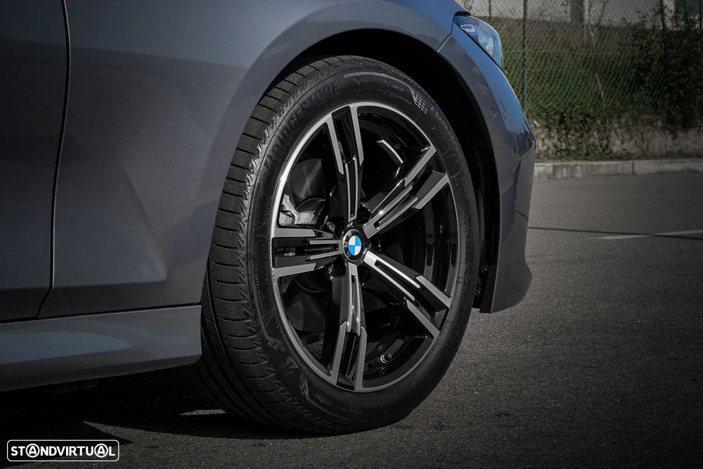 BMW 320 d Touring Pack Desportivo M Auto - 14