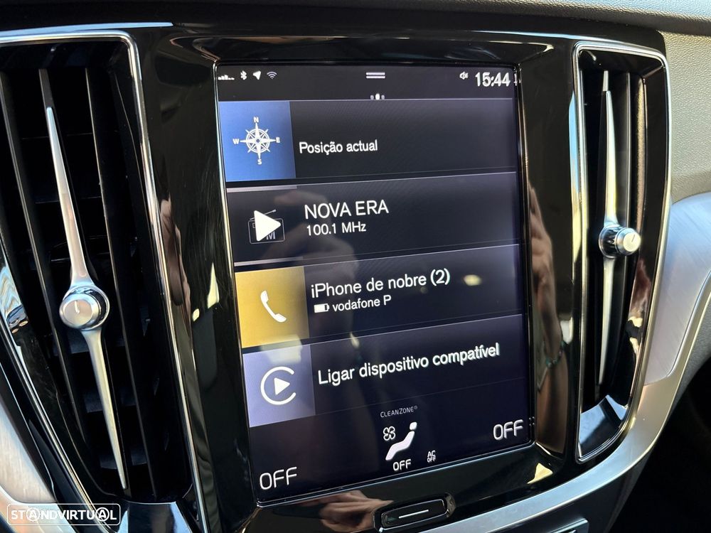 Volvo V60 2.0 D3 Momentum Plus - 18