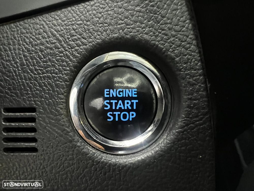 Toyota Auris Touring Sports 1.6 D-4D Exclusive+Navi - 31