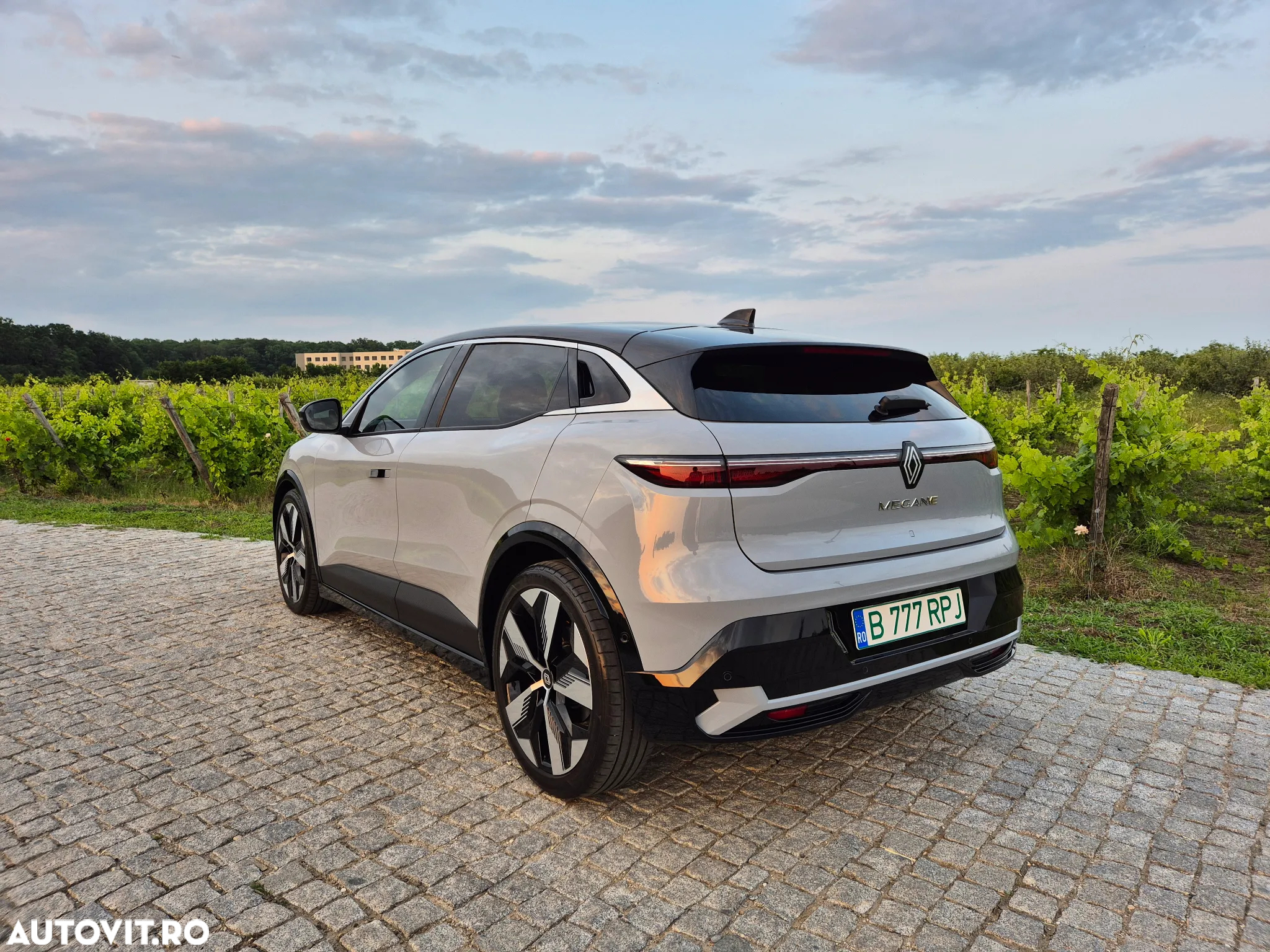 Renault Megane E-TECH EV60 optimum charge techno - 3