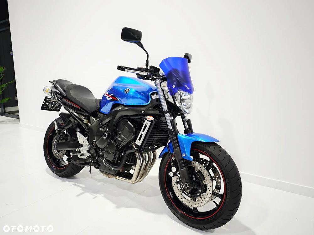 Yamaha FZ - 2