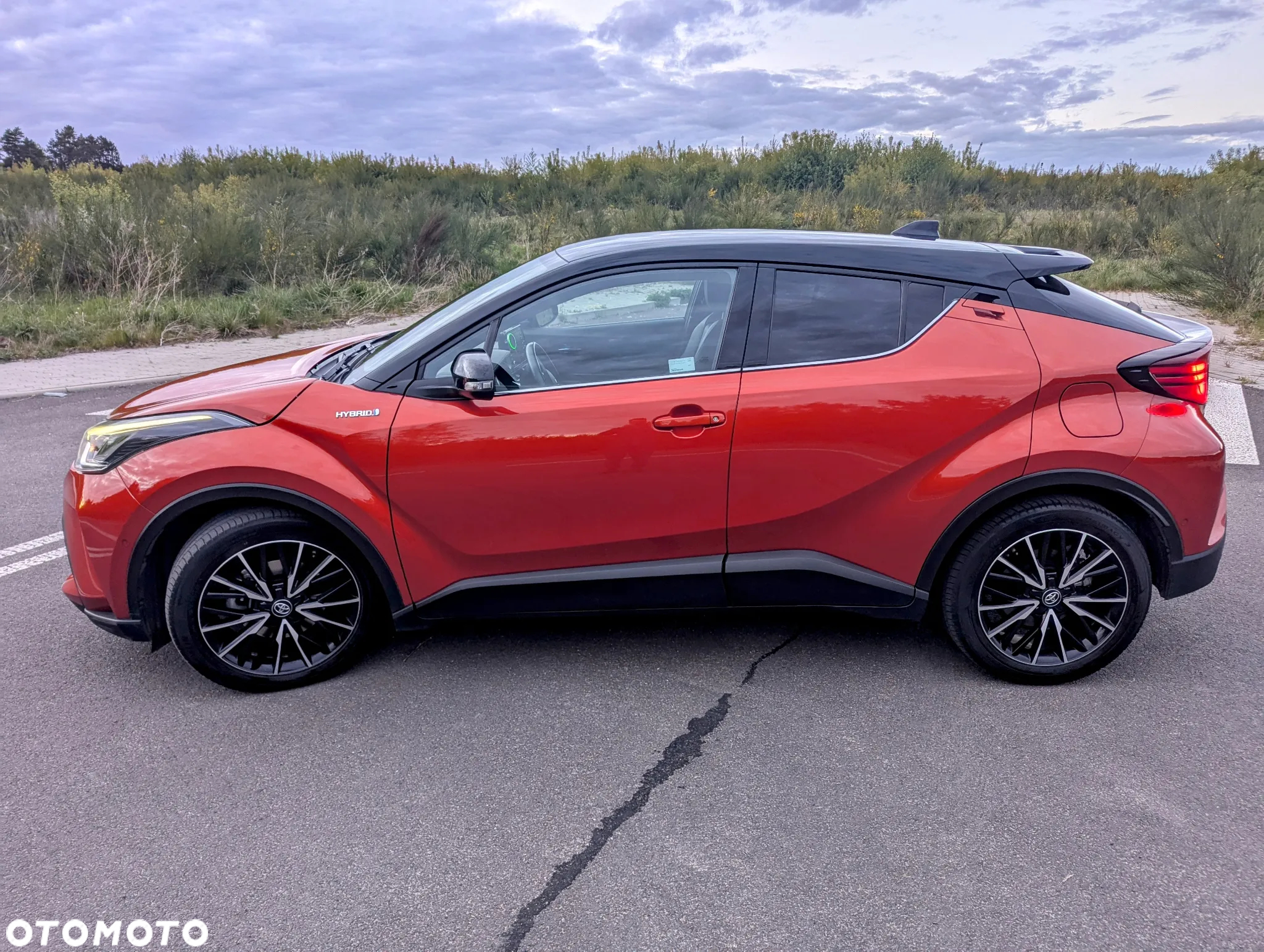 Toyota C-HR 2.0 Hybrid Selection Orange - 2