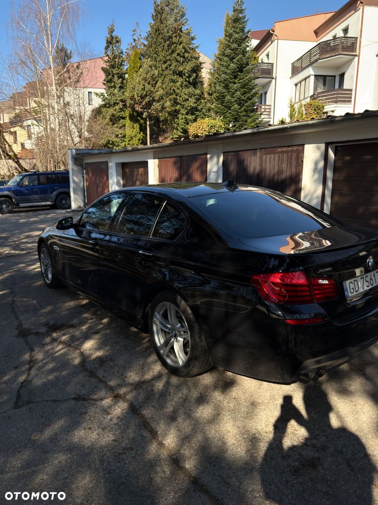 BMW Seria 5 530d xDrive - 8