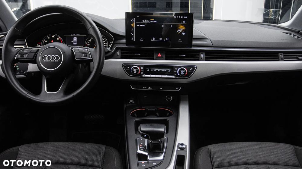 Audi A4 Limousine 35 TFSI mHEV Advanced S tronic - 13