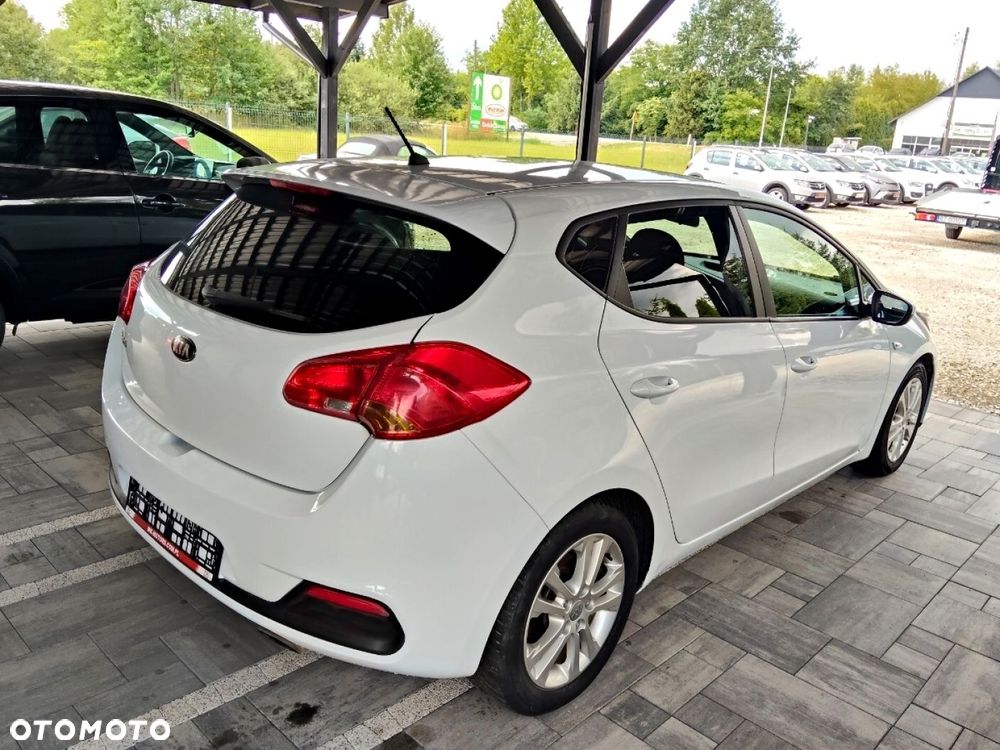 Kia Ceed - 3
