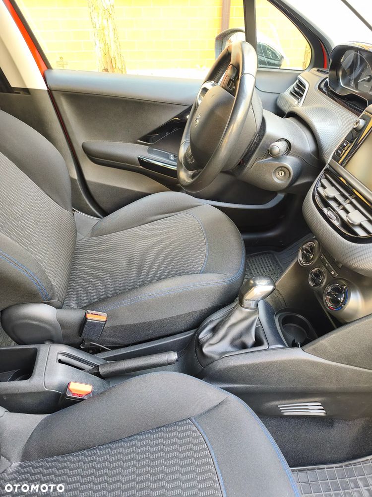Peugeot 208 82 PureTech Style - 8
