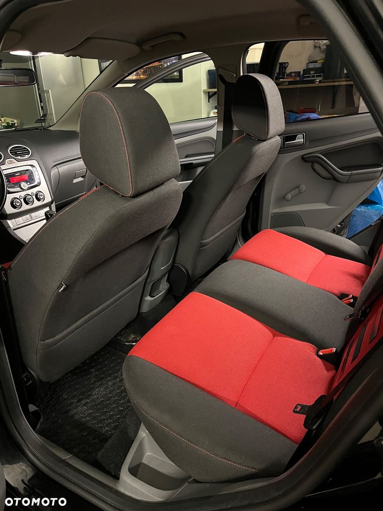 Ford Focus 1.6 Gold X - 28