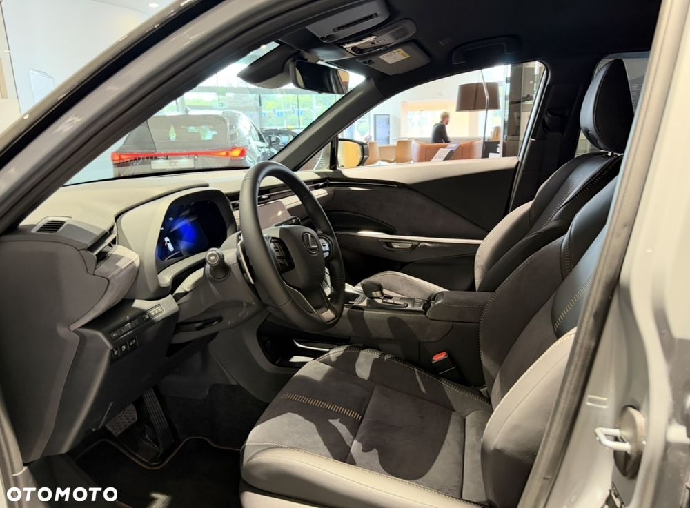 Lexus LBX 1.5 Hybrid Cool - 7