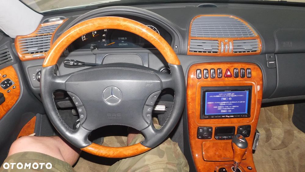 Mercedes-Benz CL 500 - 23