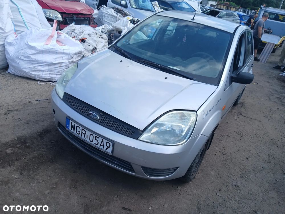 ford fiesta mk6 62 maska zderzak lampa grill błotnik drzwi zbiornik paliwa szyba lusterko klamka