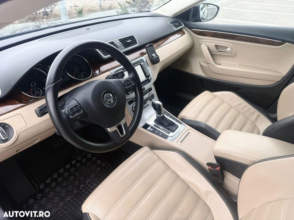 Volkswagen Passat CC 2.0 TDI 4Motion BlueMotion Technology DSG - 2