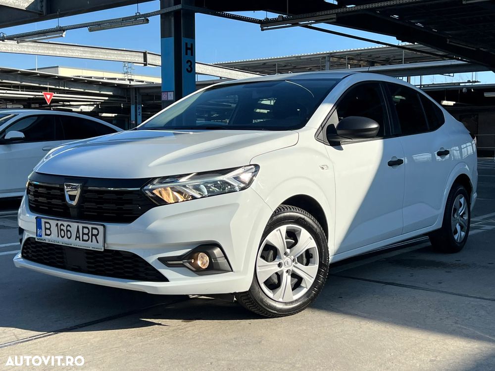 Dacia Logan TCe 90 Essential - 1