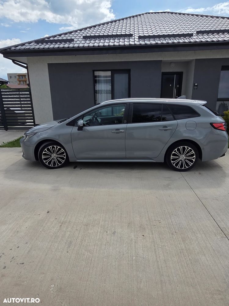 Toyota Corolla - 2