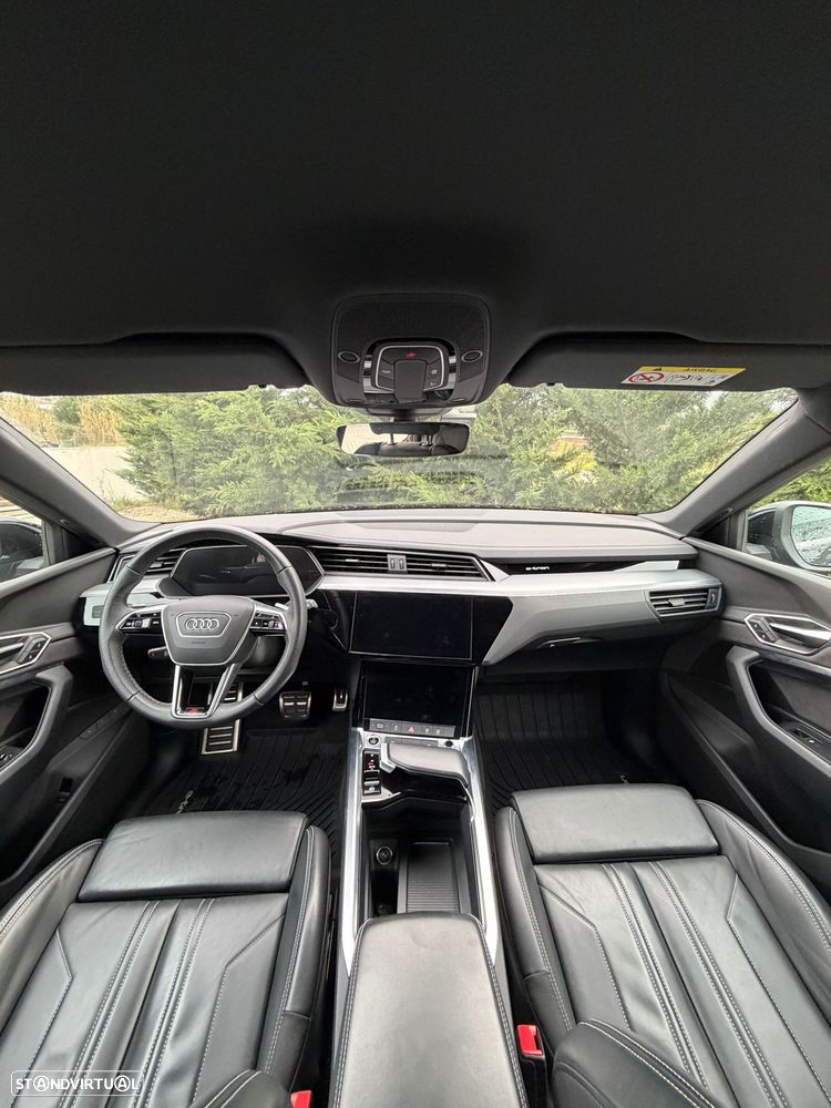 Audi Q8 e-Tron 50 quattro S line - 2