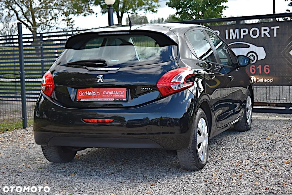 Peugeot 208 - 17