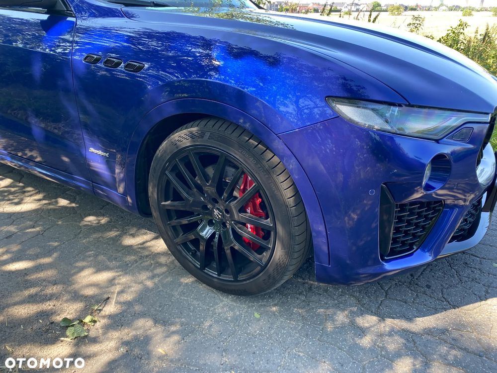 Maserati Levante S - 8