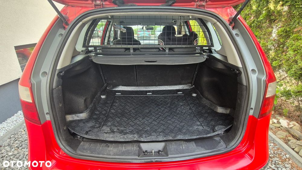 Hyundai i30 1.6 Classic - 8
