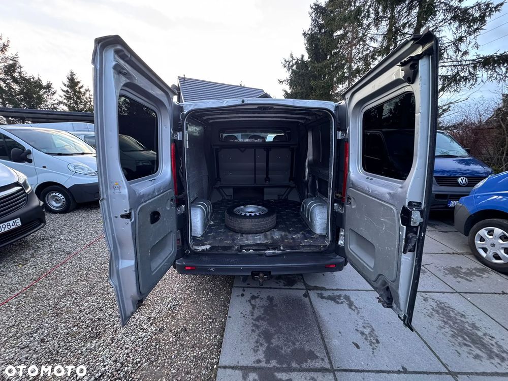 Opel VIVARO LONG KLIMATYZACJA - 23