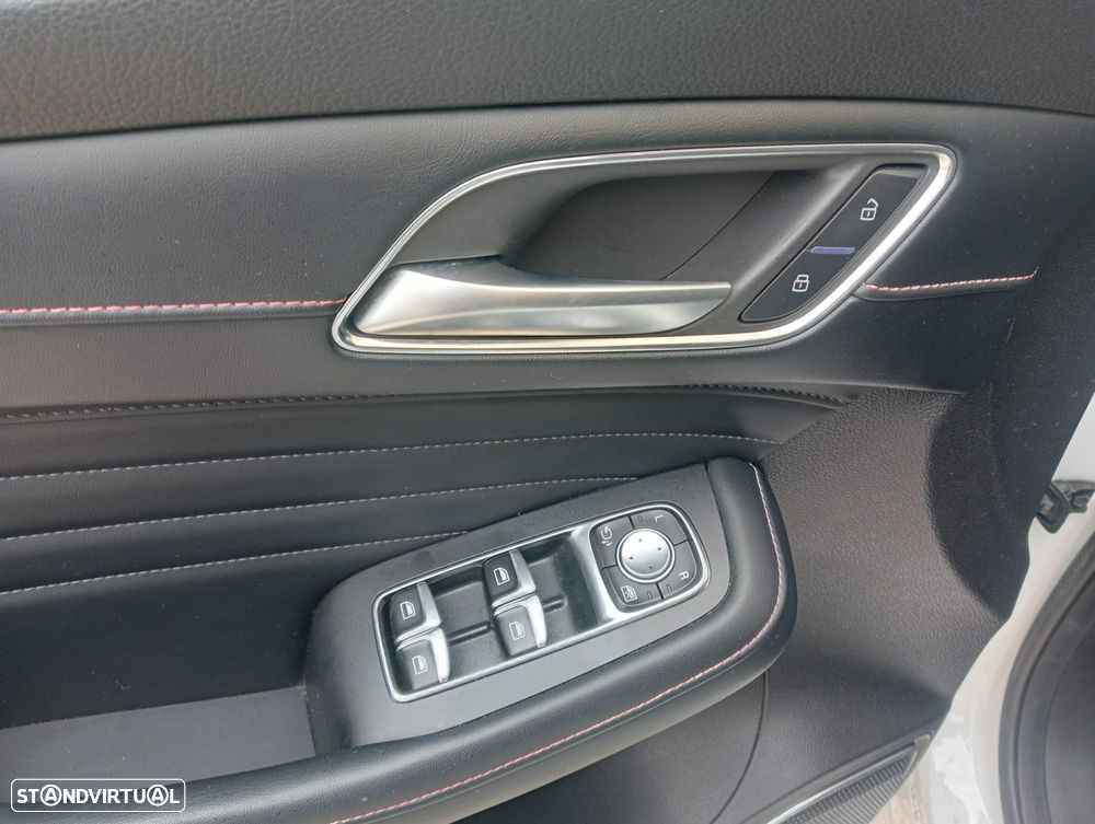 MG EHS 1.5T-GDI Luxury - 3