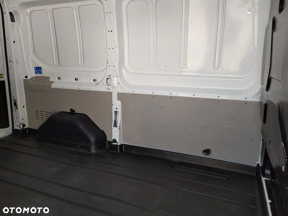 Ford TRANSIT # MAŁY PRZEBIEG # GWARANCJA MECHANICZNA 1 - ROK # FAKTURA VAT 23% - 15