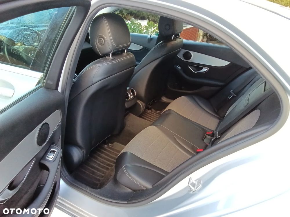Mercedes-Benz Klasa C 200 4-Matic 7G-TRONIC - 8