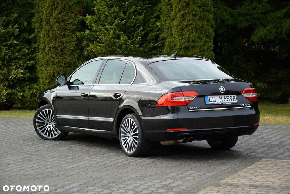 Skoda Superb 2.0 TDI DSG L&K - 13
