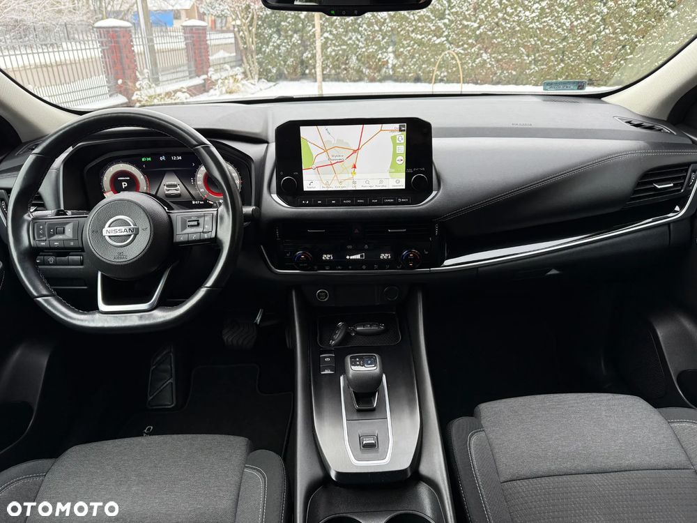 Nissan Qashqai 1.3 DIG-T N-Connecta DCT - 19