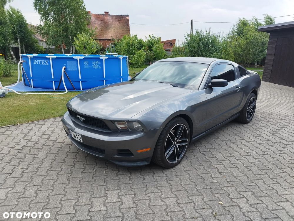 Ford Mustang - 4