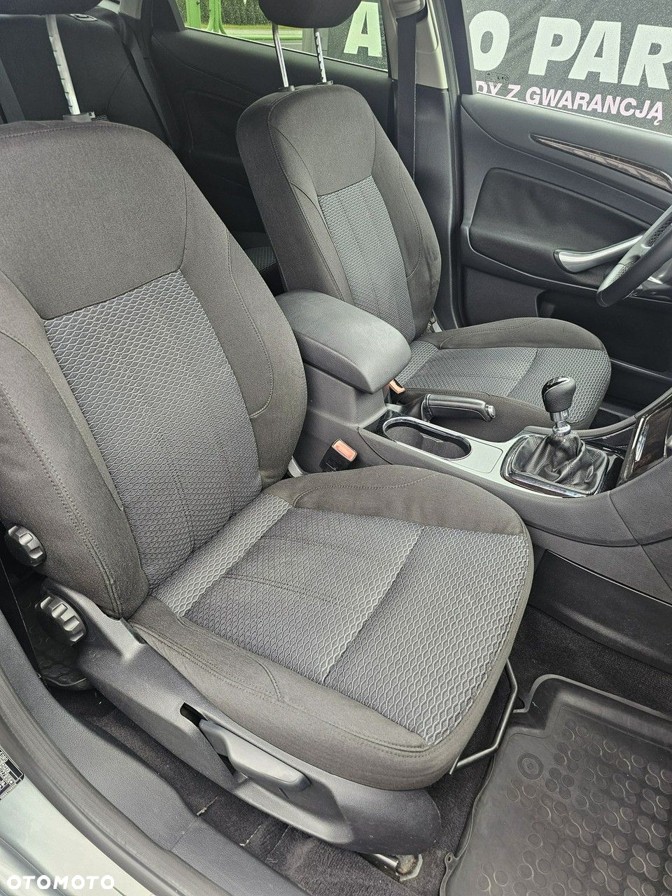 Ford Mondeo - 17