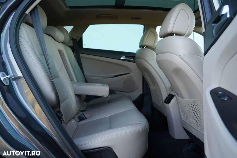 Hyundai Tucson 2.0 CRDI 4WD 6AT Luxury+ - 19