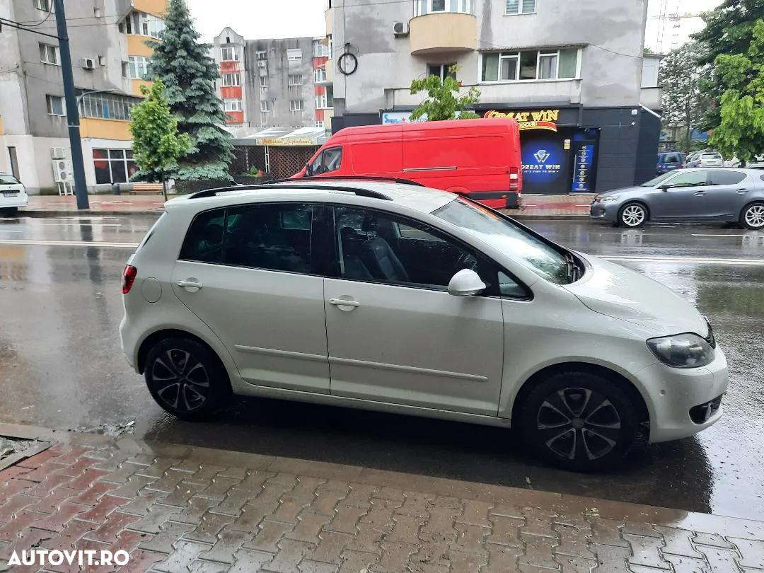 Volkswagen Golf 1.6 TDI DPF DSG Team - 2