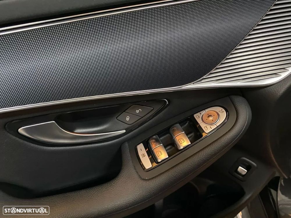 Mercedes-Benz EQC - 18